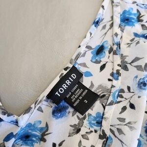 Torrid Blue Floral Print Top